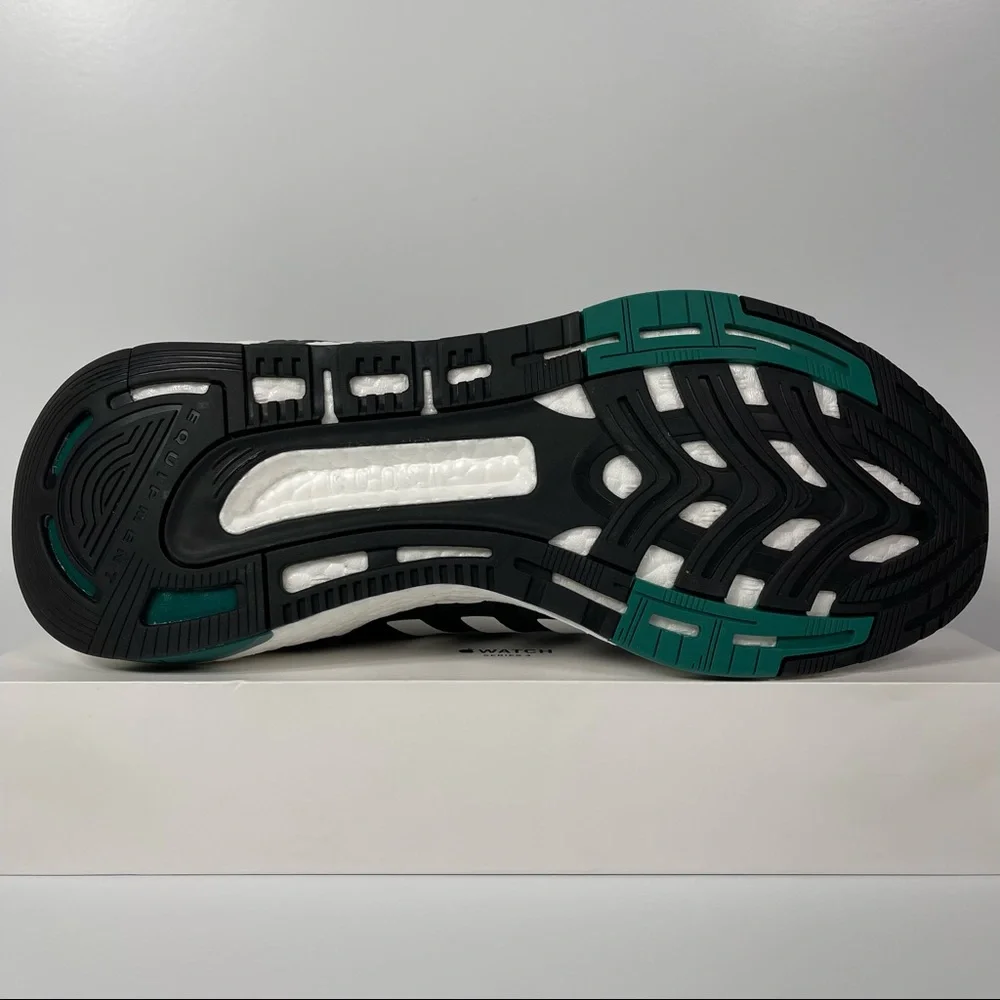 ADIDAS EQUIPMENT PLUS BLACK WHITE GREEN MENS RUNNING SHOES SIZE 10 BOOST NEW - Picture 4 of 10